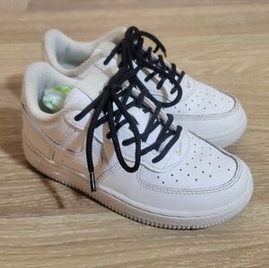 Nike Air Force 1 White Sneakers